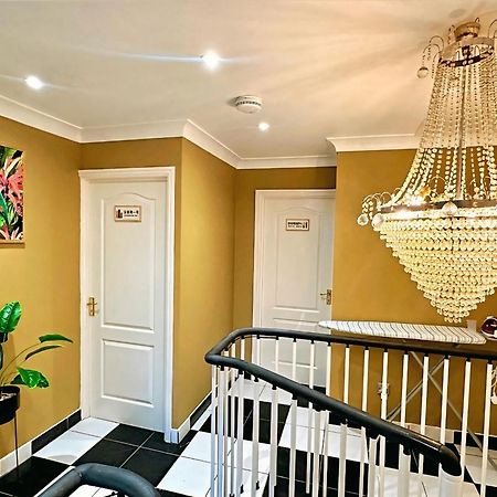 Charming 3-Bedroom House With Garden In Portsmouth, Close Parking, Train Station & Gunwharf Exterior photo